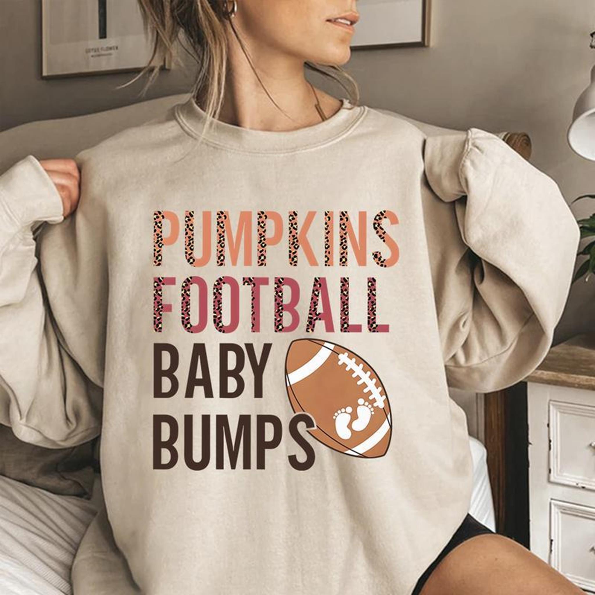 Football Pregnancy Announcement Shirt Fall Baby Reveal TShirt Thanksgiving Pregnancy Reveal Tee Fall Maternity t-shirt Gift for Expecting