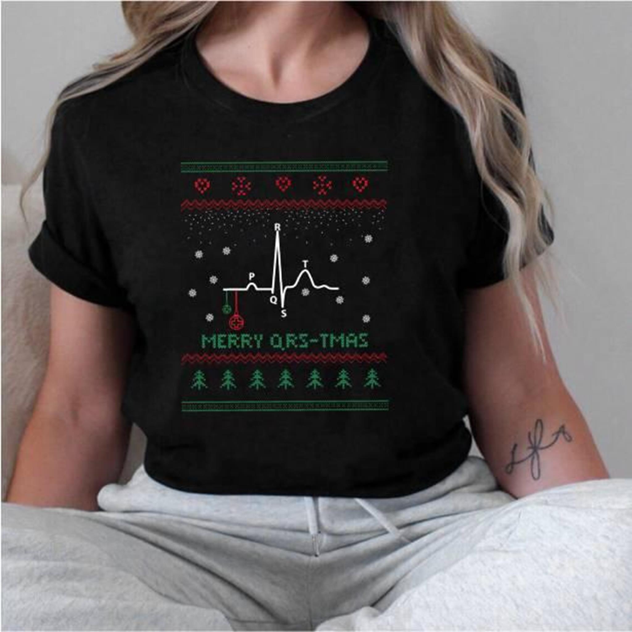 Ugly Christmas Sweater for Nurse Cardiology Medical Crewneck Sweatshirt T-Shirt Unisex Fit Christmas Sweet Merry Christmas